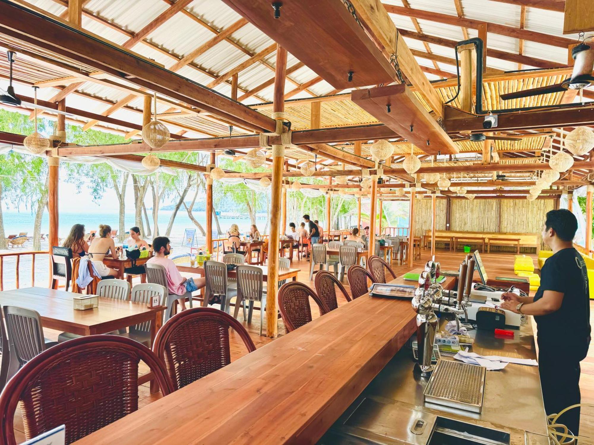 Хостел Onederz Koh Rong Kaoh Touch Екстер'єр фото